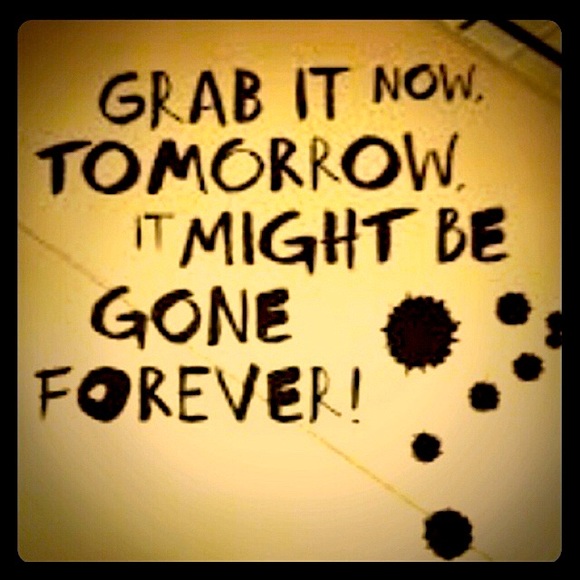 🆕🔥🦋2/30$PINK BY VS SUPER CUTE MAKEUP BAG/TOILETRIES/URL W/SHARPIE DETACHABLE - Picture 15 of 15